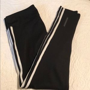 Adidas leggings (3/4 cut)